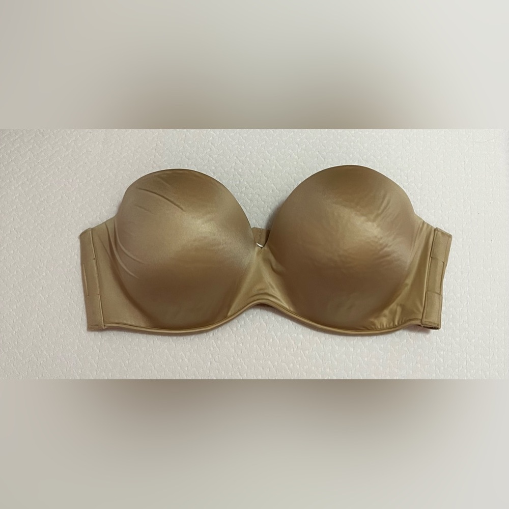 NWOT Cacique Nude Strapless Bra